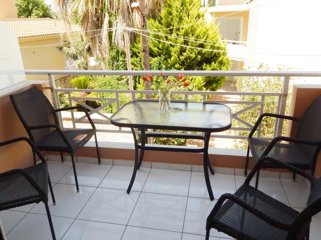 Apollon Studios & Apartments Платаньяс Экстерьер фото